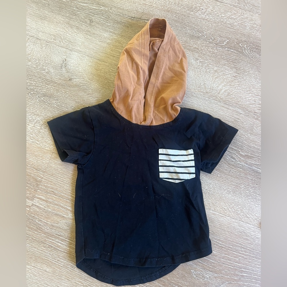 Olive & Scout toddler tshirt, size 12-18 month